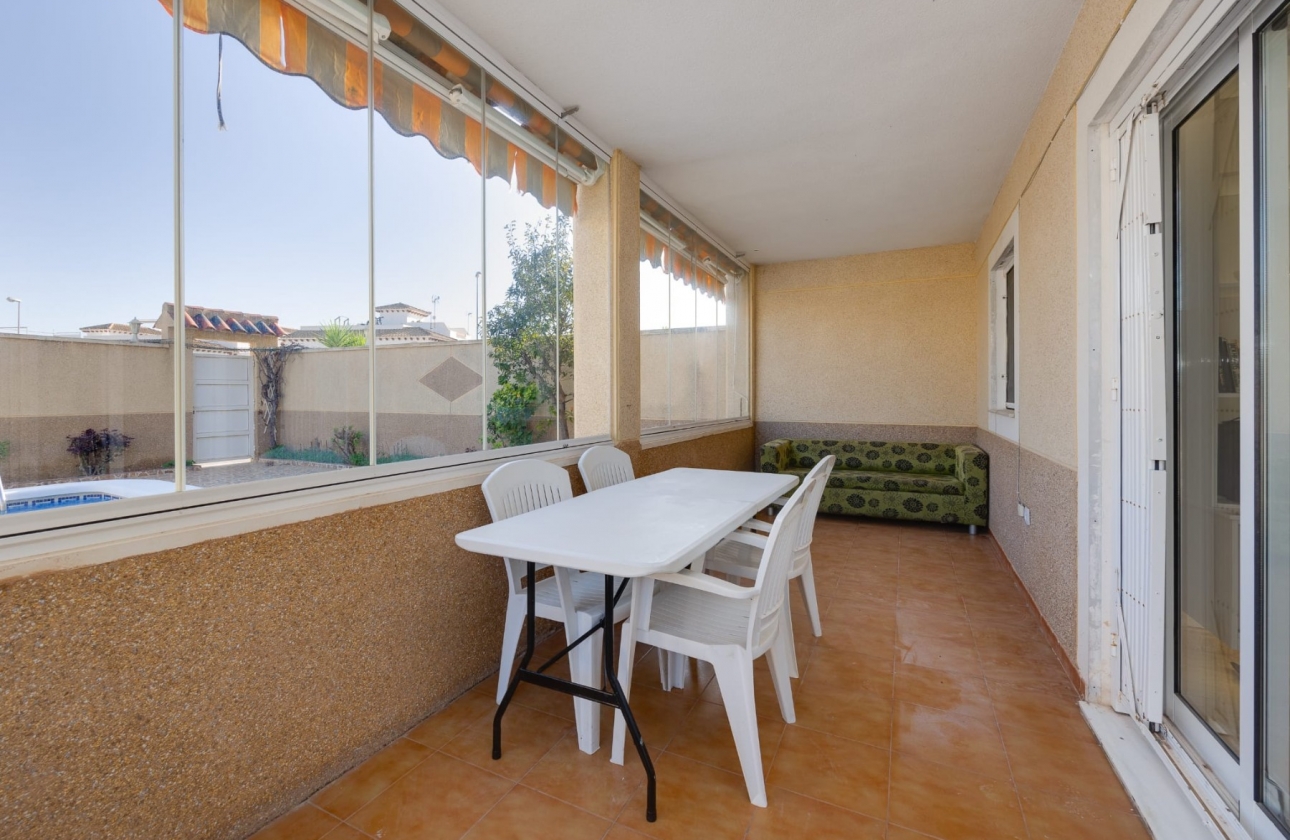 Wiederverkauf - House - Orihuela Costa - Punta Prima
