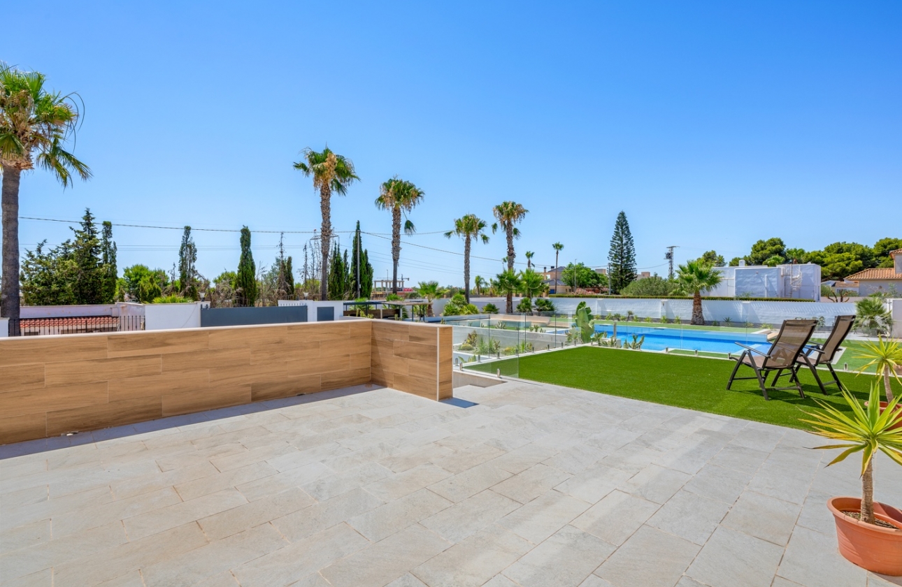 Revente - Finca / Country Property - Los Montesinos - La Herrada