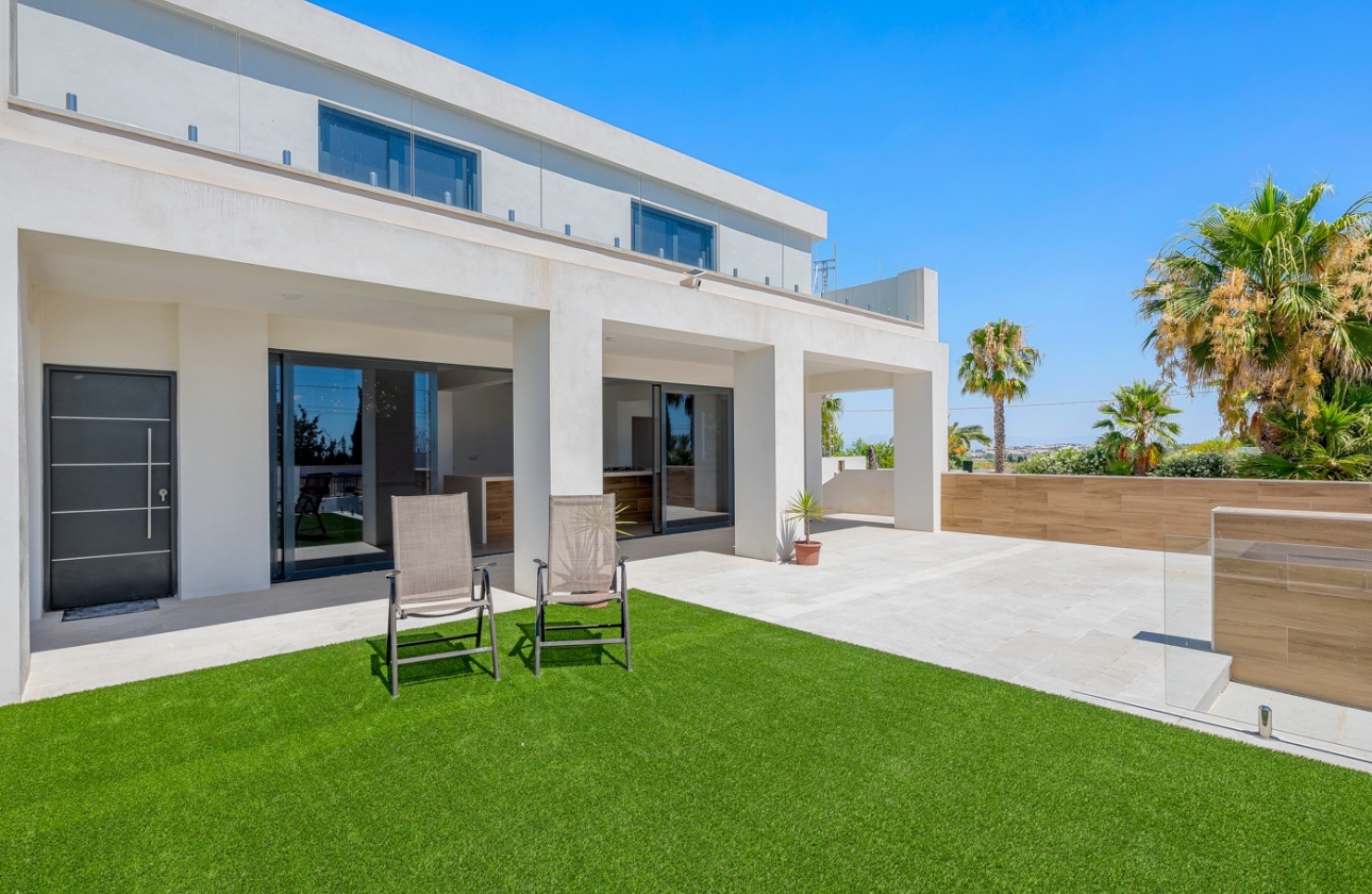 Revente - Finca / Country Property - Los Montesinos - La Herrada