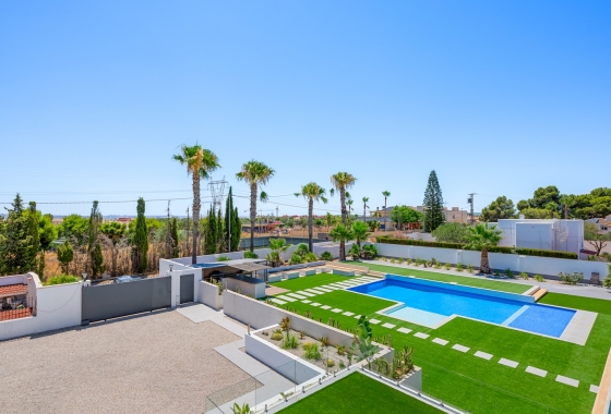 Revente - Finca / Country Property - Los Montesinos - La Herrada