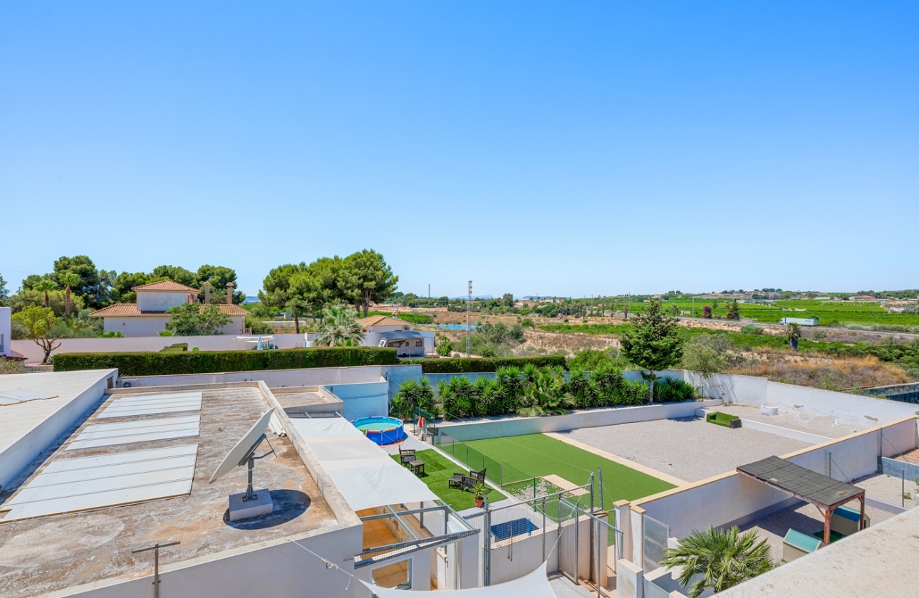 Revente - Finca / Country Property - Los Montesinos - La Herrada