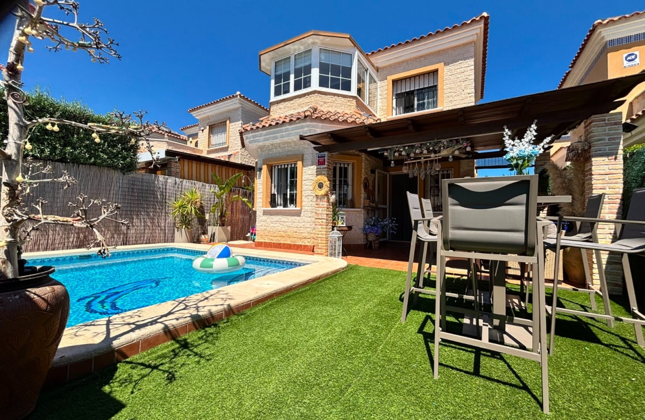 Revente - Villa - El Raso - Guardamar del Segura