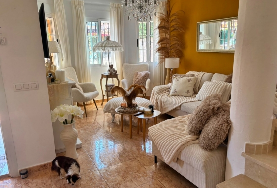 Revente - Villa - El Raso - Guardamar del Segura