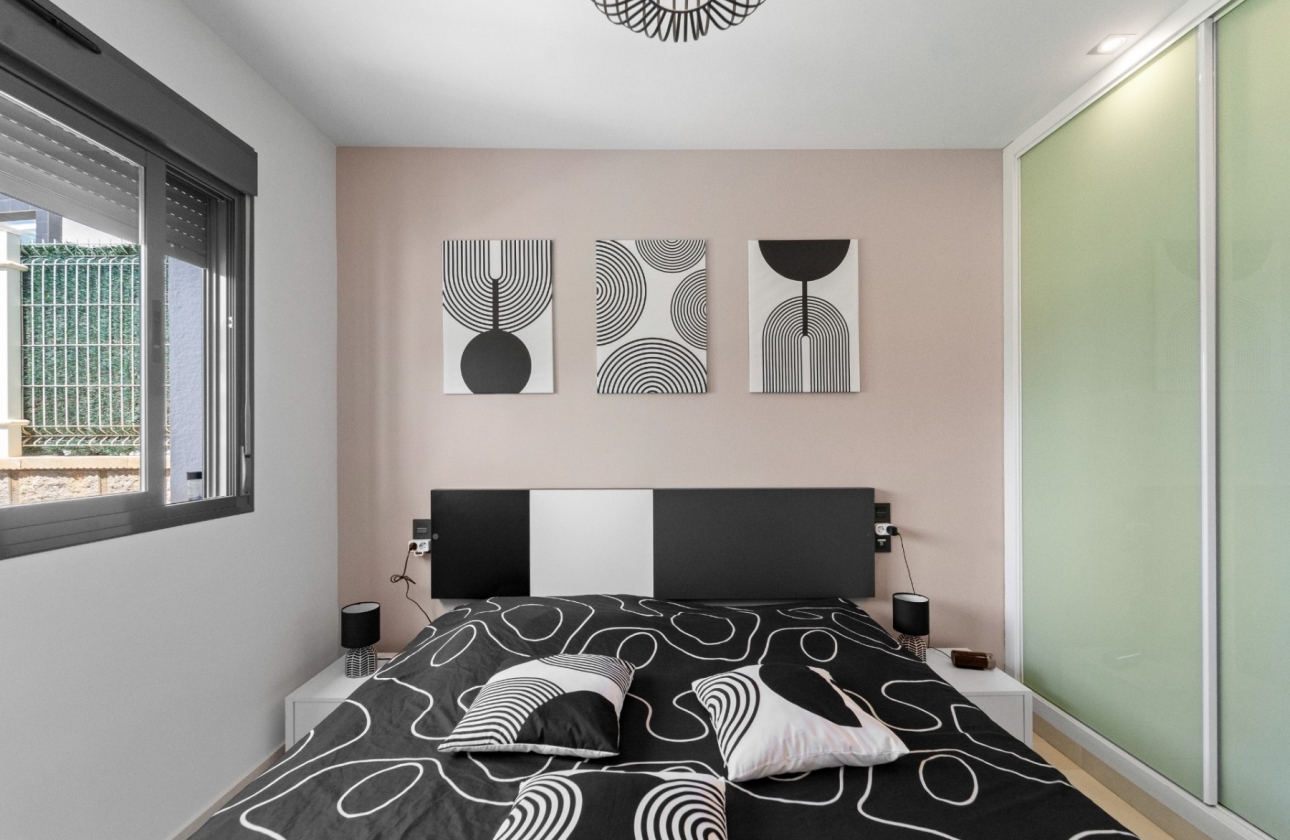Revente - Appartement - Torrevieja - Punta Prima