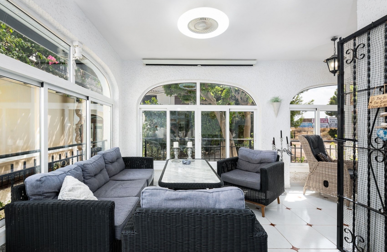 Resale - House - Orihuela Costa - Cabo Roig
