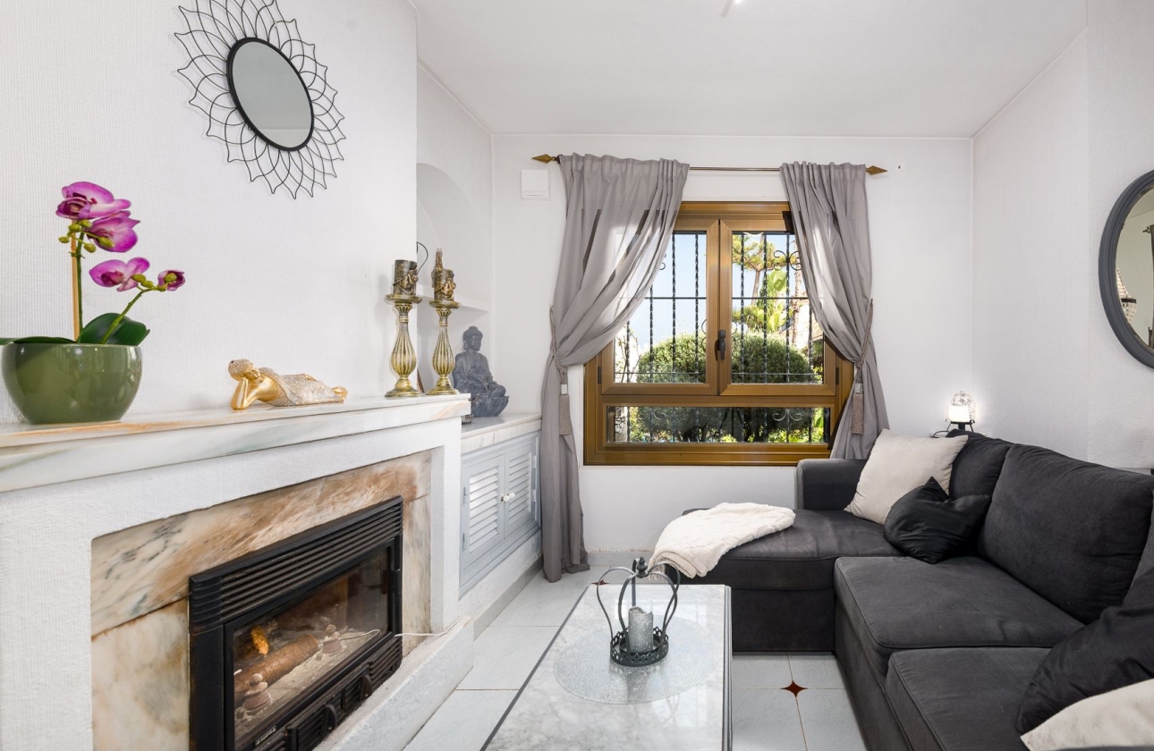 Resale - House - Orihuela Costa - Cabo Roig