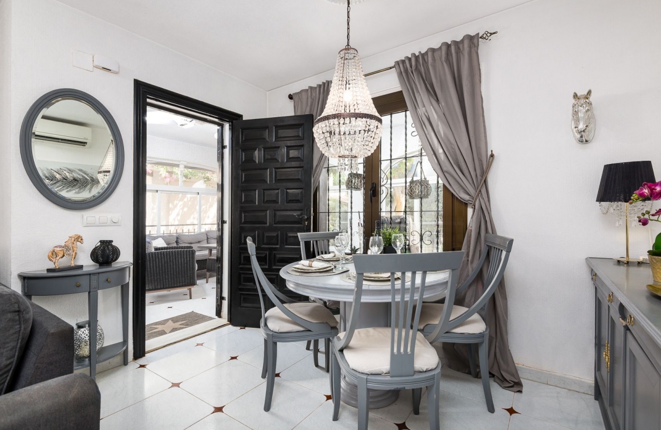 Resale - House - Orihuela Costa - Cabo Roig