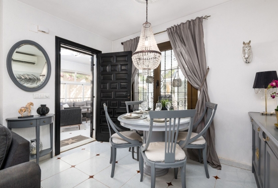 Resale - House - Orihuela Costa - Cabo Roig