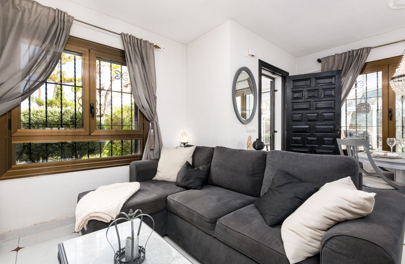 Resale - House - Orihuela Costa - Cabo Roig