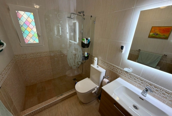 Resale - Villa - Los Montesinos - La Herrada