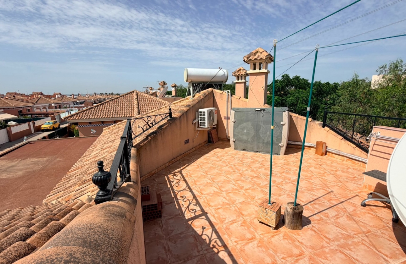 Resale - Villa - Los Montesinos - La Herrada