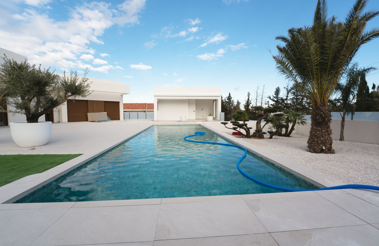 Obra nueva - Villa - Benejúzar