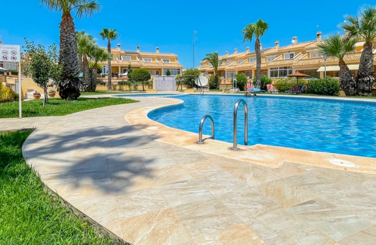 Resale - House - Orihuela Costa - Punta Prima