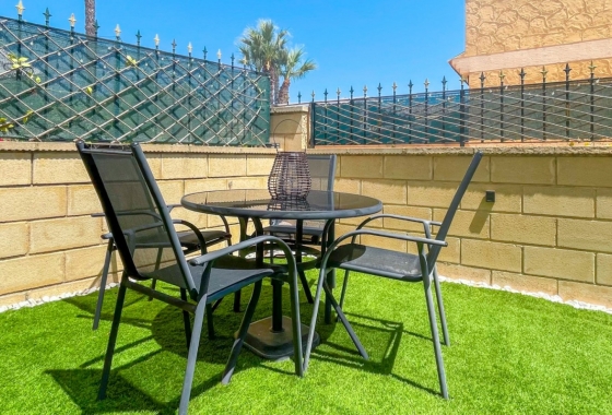 Resale - House - Orihuela Costa - Punta Prima