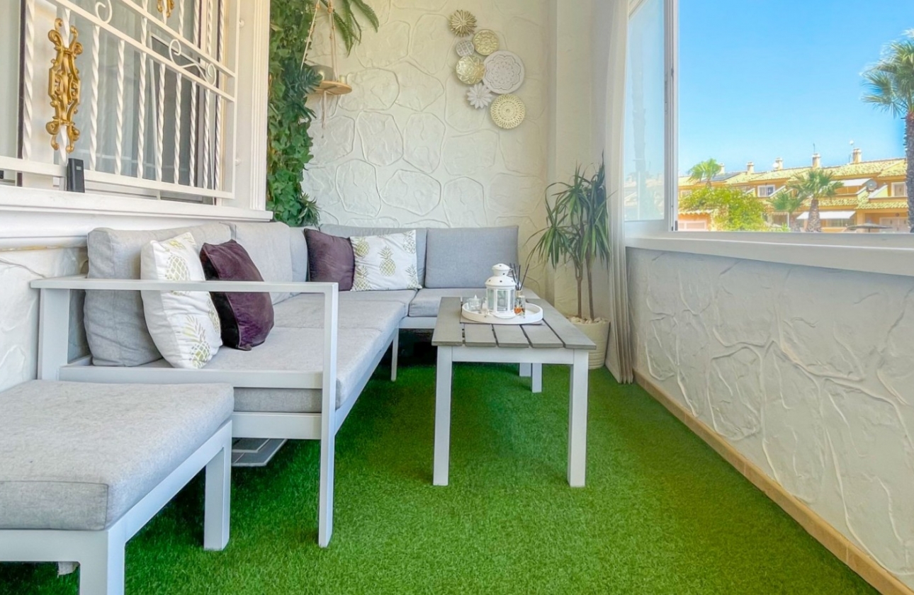 Resale - House - Orihuela Costa - Punta Prima