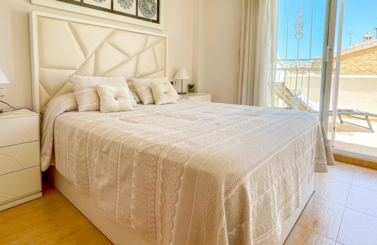 Resale - House - Orihuela Costa - Punta Prima