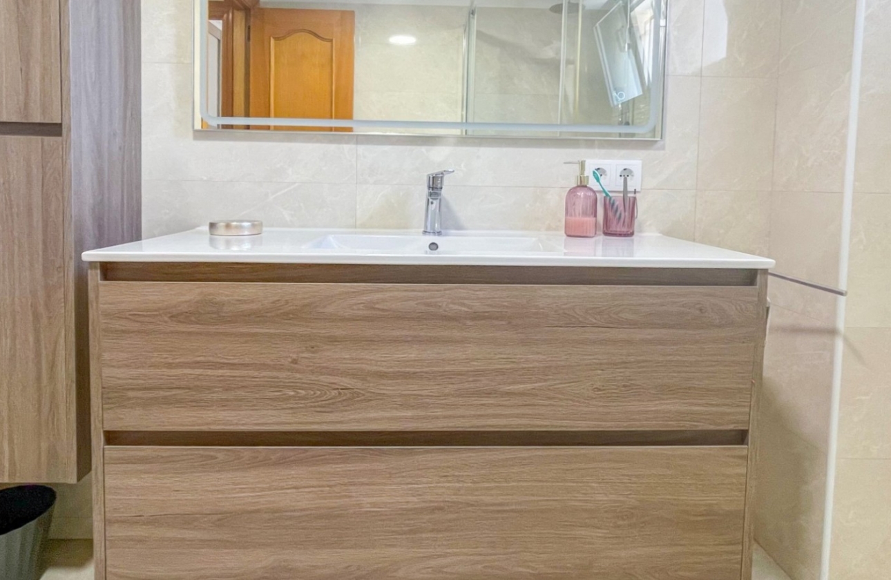 Resale - House - Orihuela Costa - Punta Prima