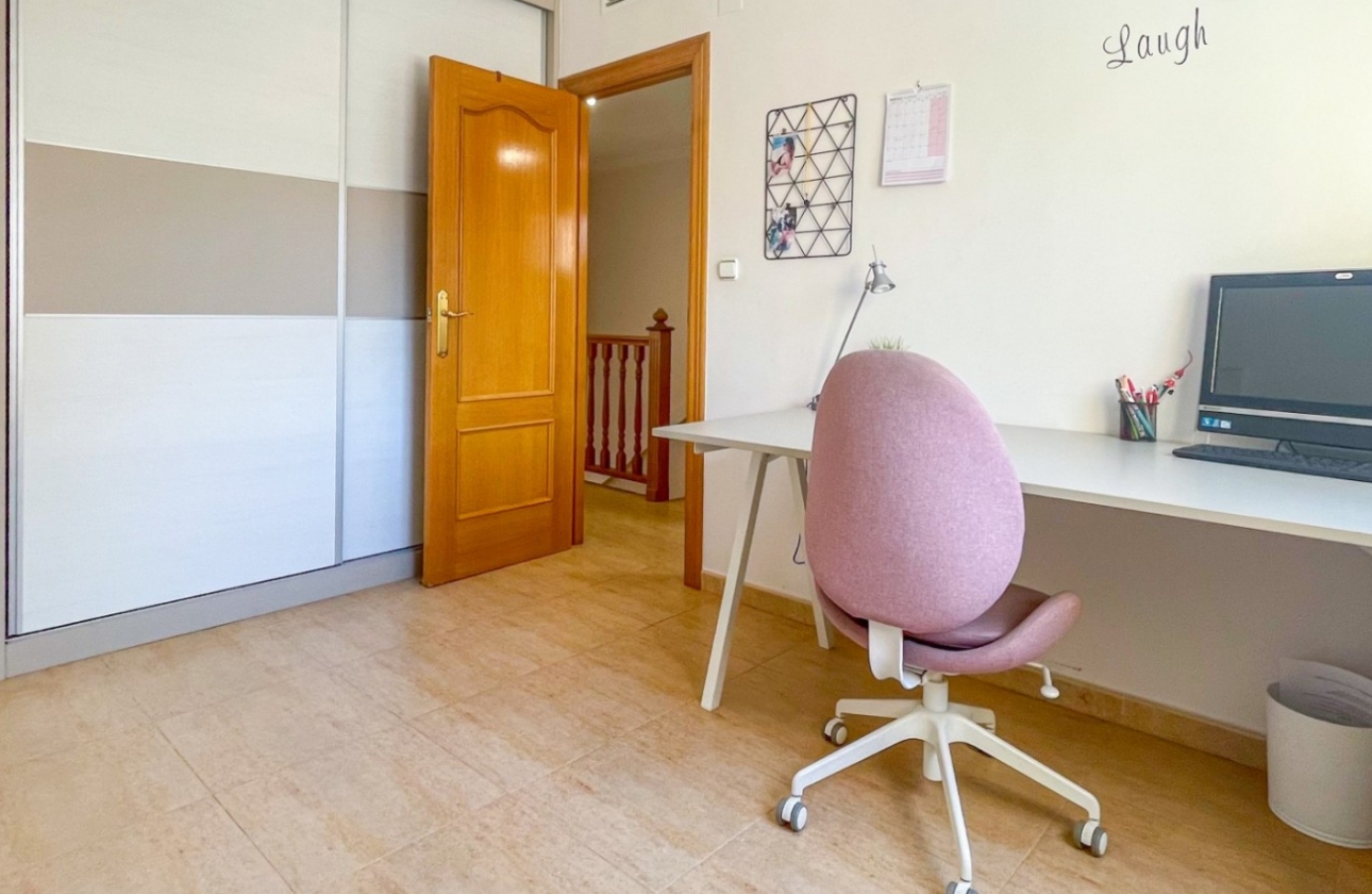 Resale - House - Orihuela Costa - Punta Prima