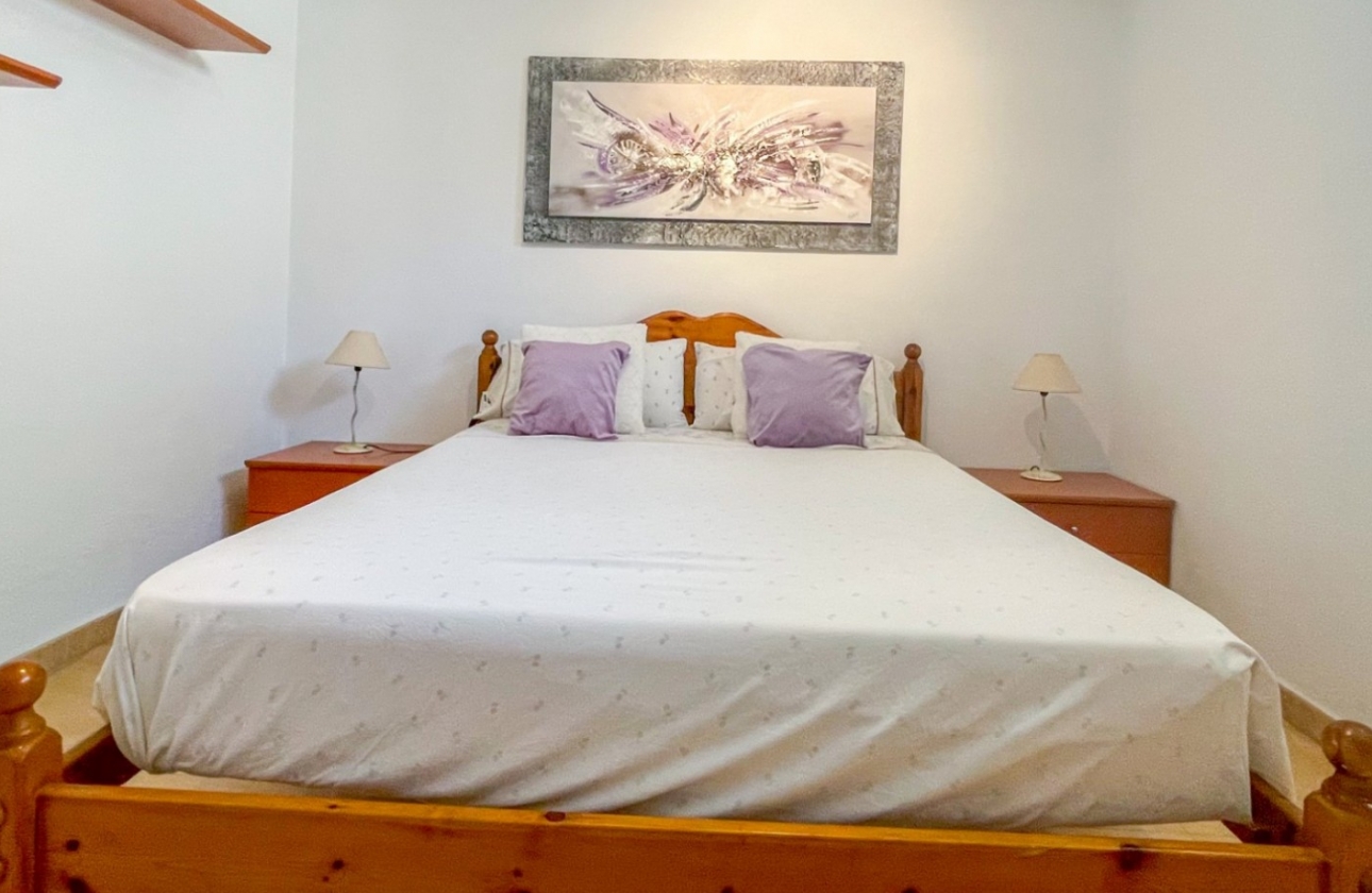 Resale - House - Orihuela Costa - Punta Prima