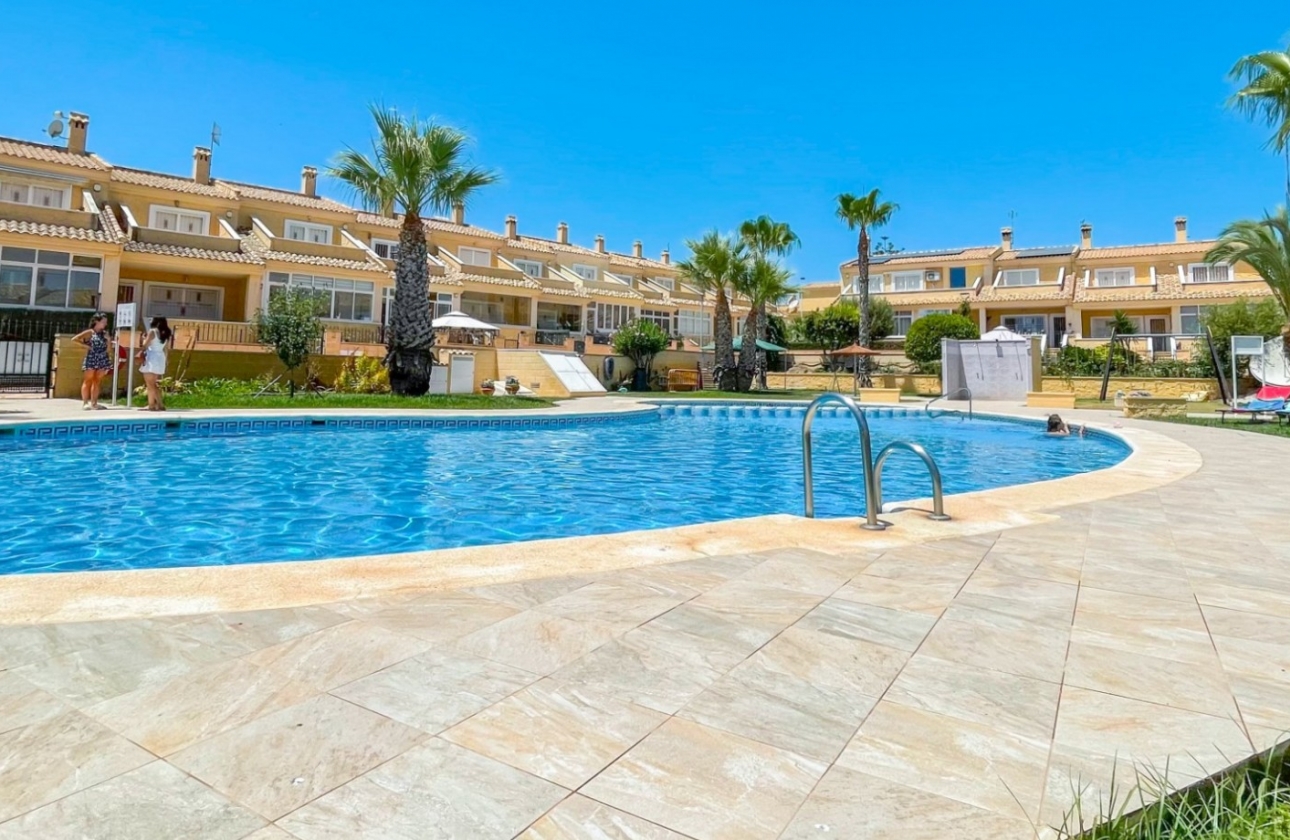 Resale - House - Orihuela Costa - Punta Prima