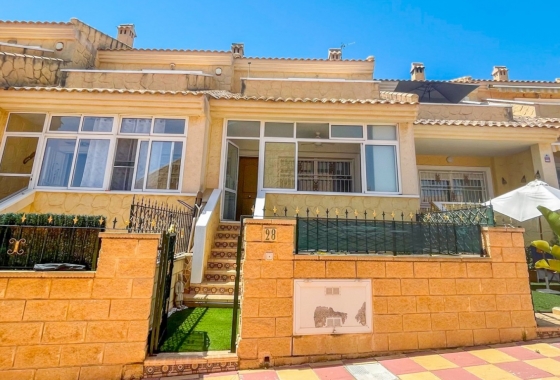 Resale - House - Orihuela Costa - Punta Prima