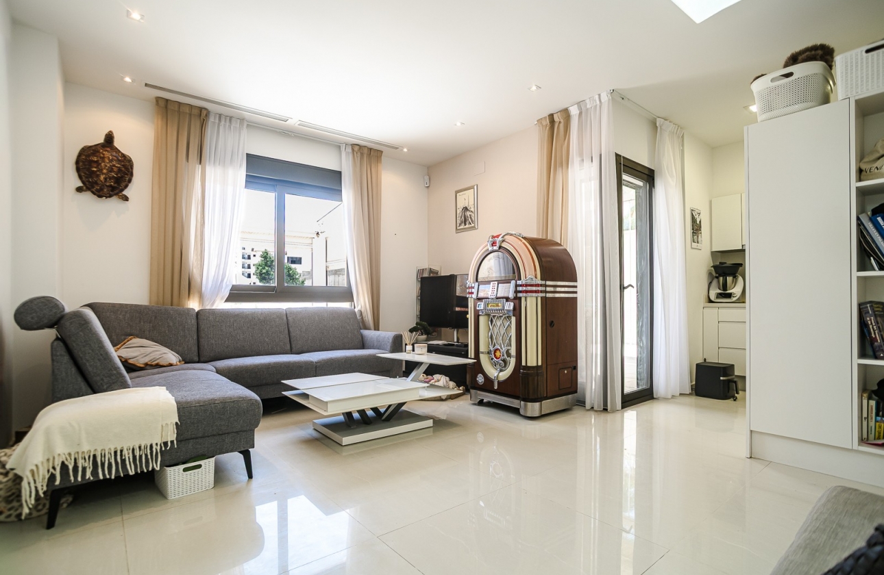 Herverkoop - Appartement / flat - Guardamar del Segura