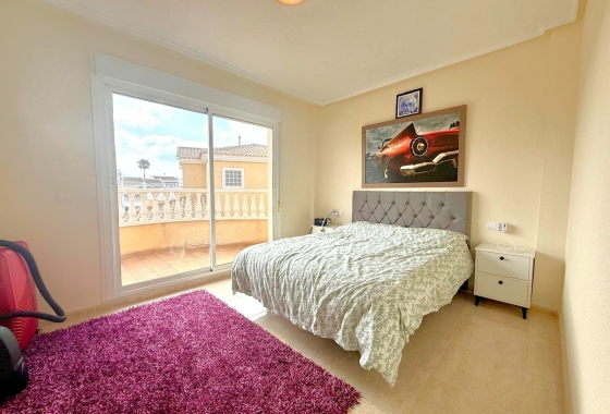 Resale - Villa - Orihuela Costa - Villamartín