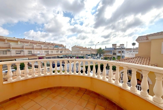 Resale - Villa - Orihuela Costa - Villamartín