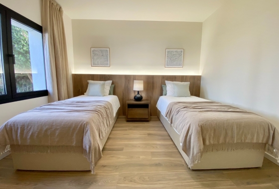 Resale - Villa - Cabo Roig