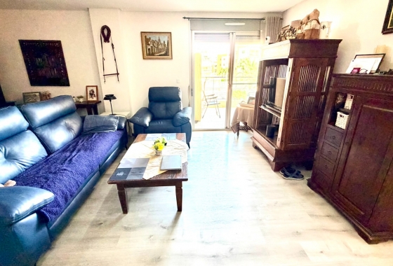 Resale - Apartment / flat - Orihuela Costa - La Zenia