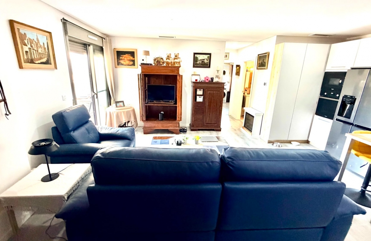 Resale - Apartment / flat - Orihuela Costa - La Zenia