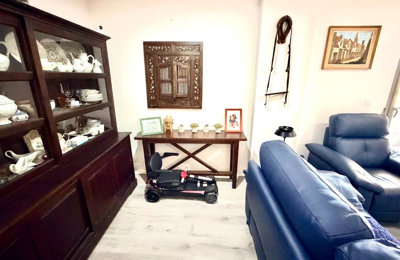 Resale - Apartment / flat - Orihuela Costa - La Zenia
