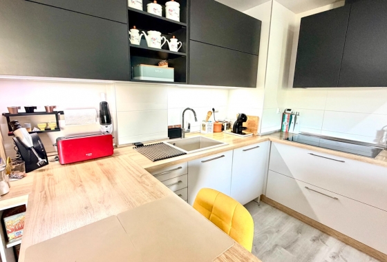 Resale - Apartment / flat - Orihuela Costa - La Zenia