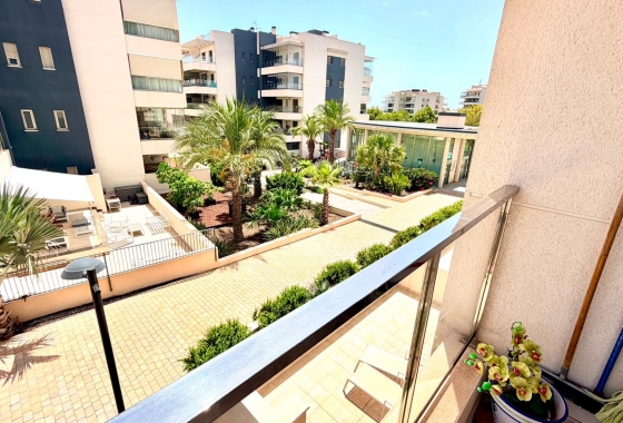 Resale - Apartment / flat - Orihuela Costa - La Zenia