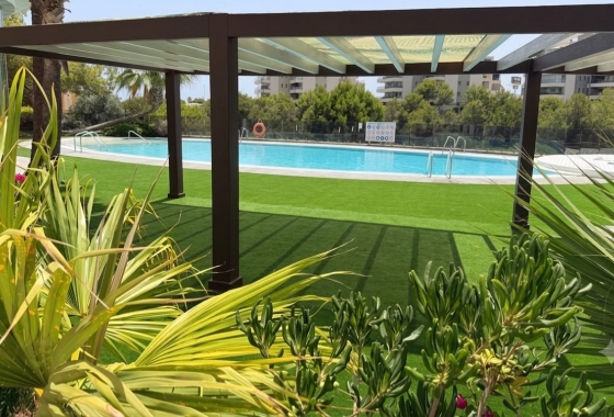 Resale - Apartment / flat - Orihuela Costa - La Zenia