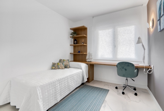 Neue Gebäude - Apartments - Torrevieja - Punta Prima