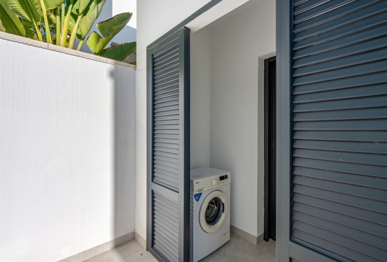 Resale - Villa - Orihuela Costa - Blue Lagoon