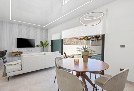 Resale - Villa - Orihuela Costa - Blue Lagoon