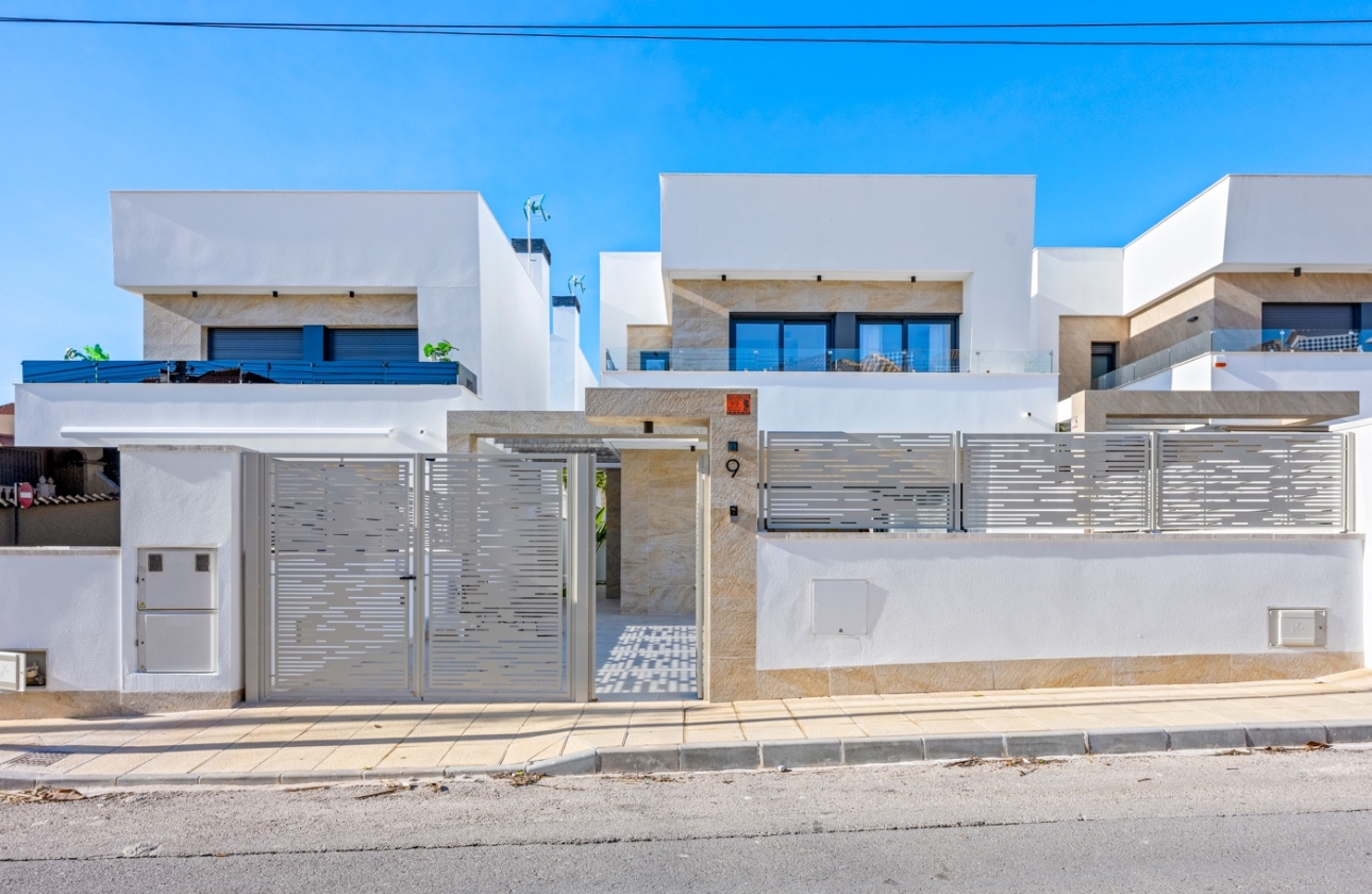 Resale - Villa - Orihuela Costa - Blue Lagoon