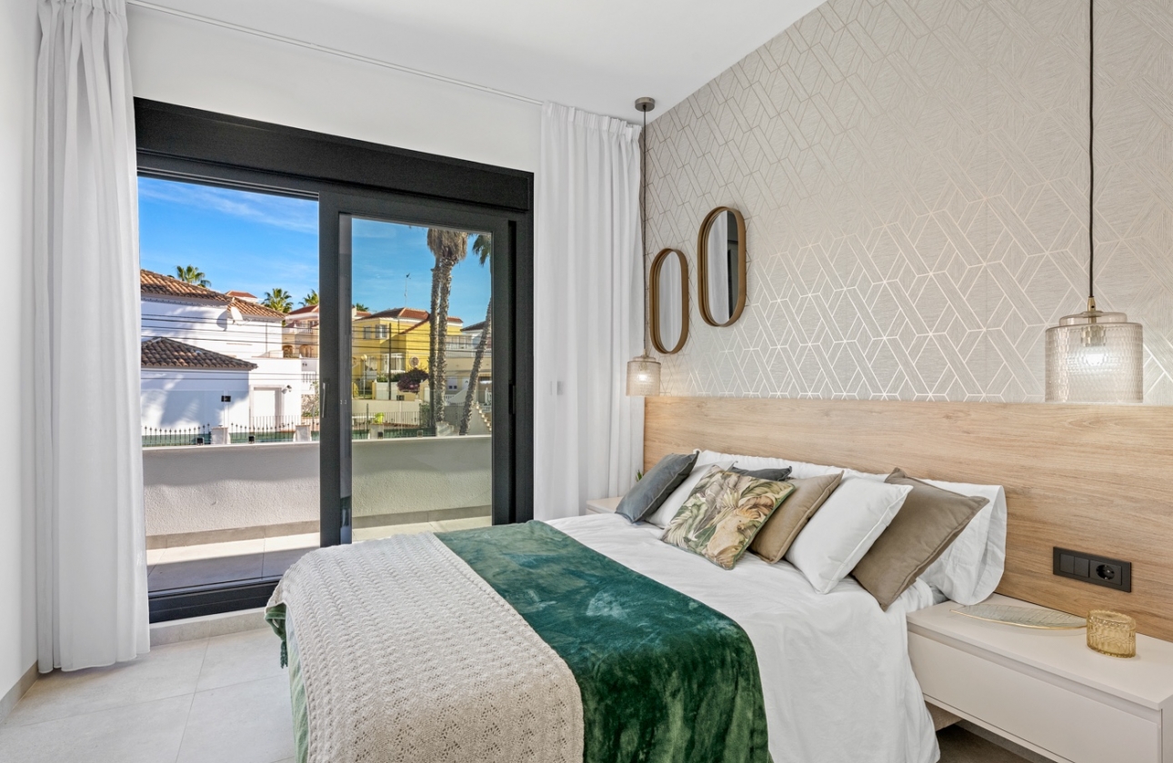 Resale - Villa - Orihuela Costa - Blue Lagoon