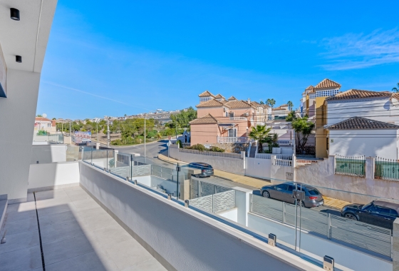 Resale - Villa - Orihuela Costa - Blue Lagoon