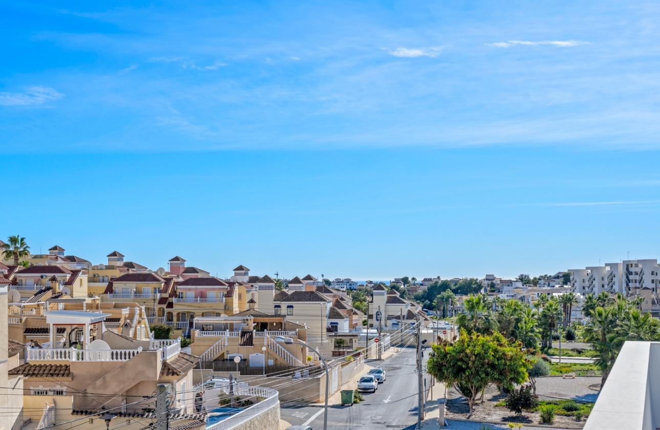 Resale - Villa - Orihuela Costa - Blue Lagoon