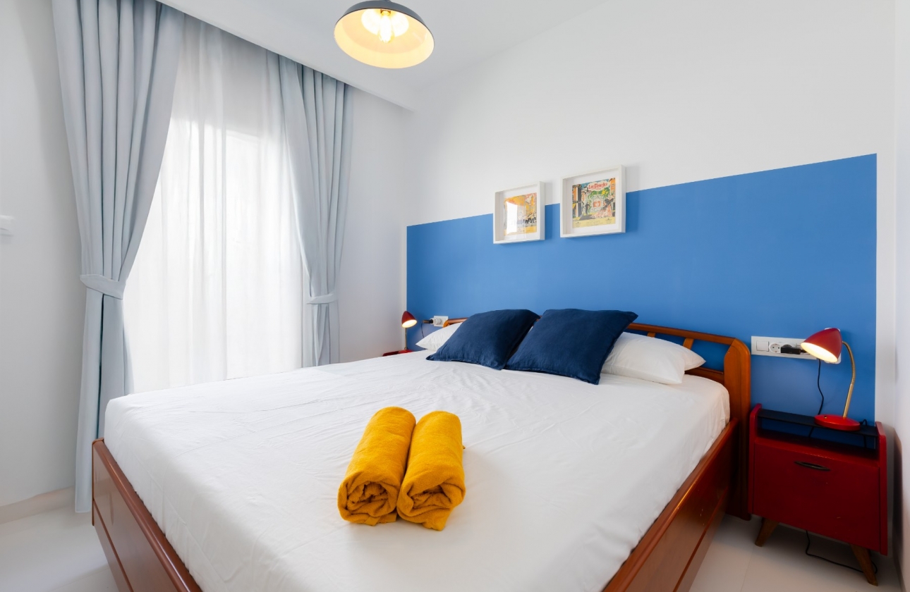 Resale - Apartment / flat - San Miguel de Salinas
