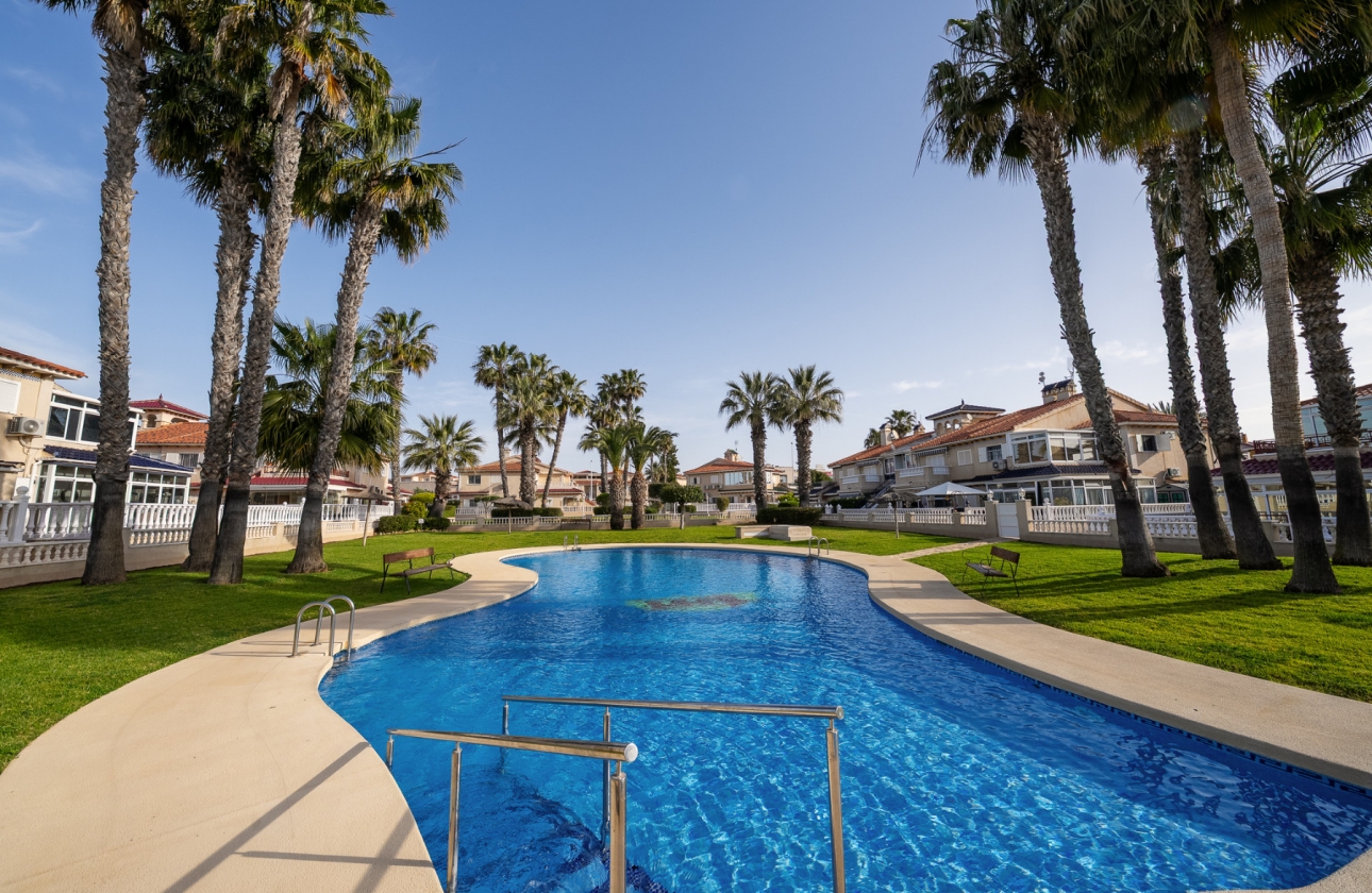 Resale - Apartment / flat - Playa Flamenca - Zenia Mar