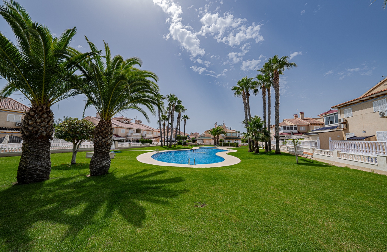 Resale - Apartment / flat - Playa Flamenca - Zenia Mar
