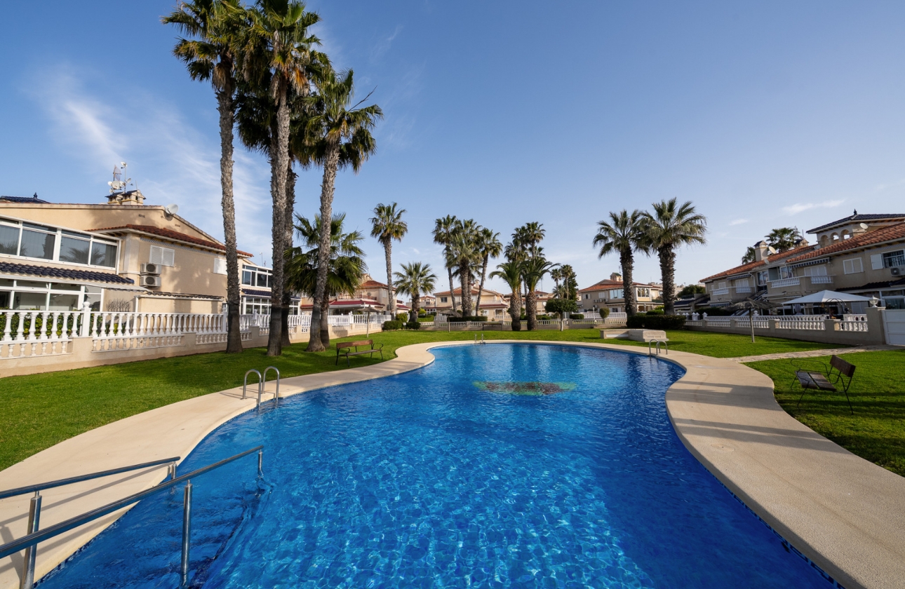 Resale - Apartment / flat - Playa Flamenca - Zenia Mar