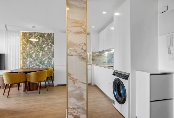 Resale - Apartment / flat - Torrevieja - Punta Prima
