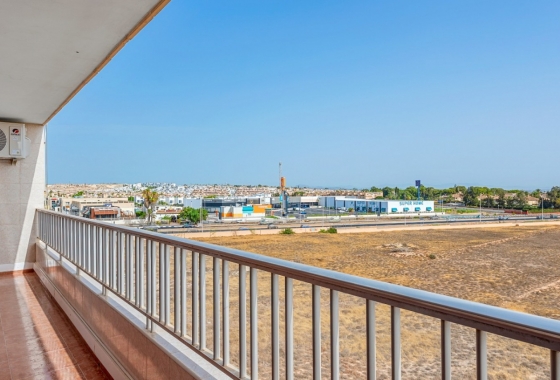 Resale - Apartment / flat - Orihuela Costa - Punta Prima