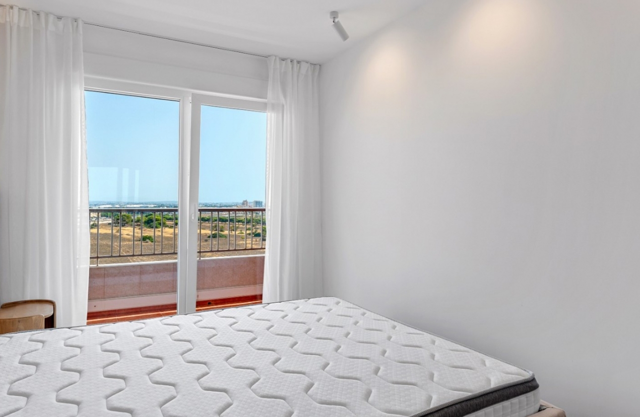Resale - Apartment / flat - Orihuela Costa - Punta Prima