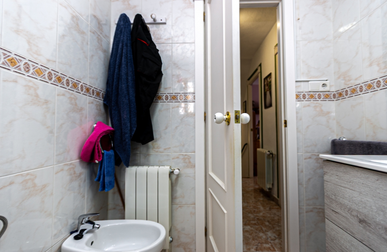 Resale - Villa - Los Altos